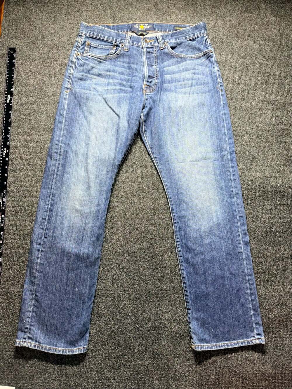 Lucky Brand 121 Heritage Slim Jeans Size 33x30 Blue